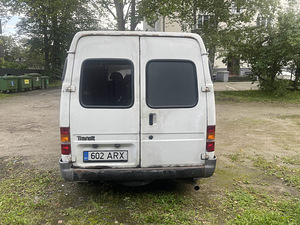 Ford Transit 2000 (4 фото из 6)