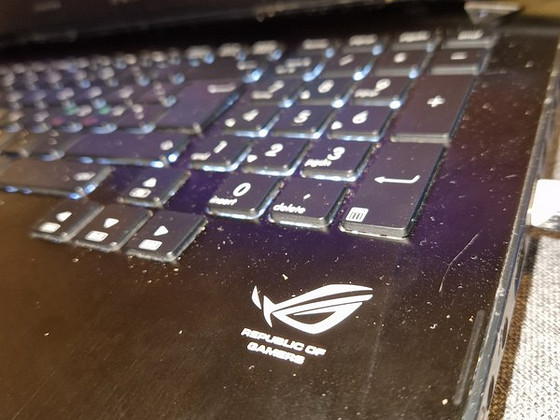 Asus Rog G750JM