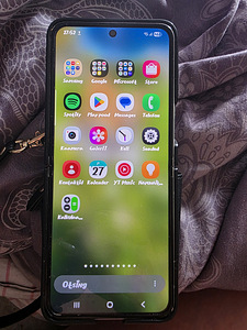 Samsung Galaxy flip5 (2 фото из 4)