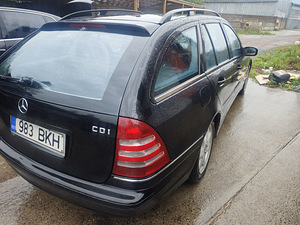 MERCEDES-BENZ C 220 CDI Varuosadeks (2 foto / 6)