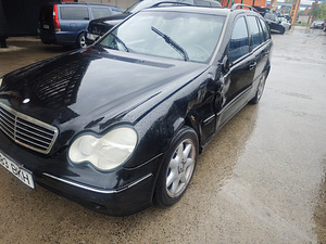 MERCEDES-BENZ C 220 CDI Varuosadeks (5 foto / 6)