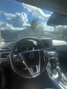Volvo V70 2016 г. (5 фото из 9)
