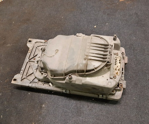 Mercedes w123 esituli (3 foto / 6)