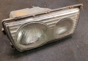 Mercedes w123 esituli (5 foto / 6)