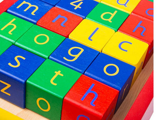 Täheklotsid Alphabet blocks puidust klotsid tähestik