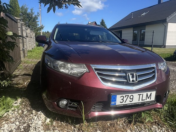 Honda Accord 2015a.