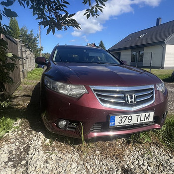 Honda Accord 2015a.