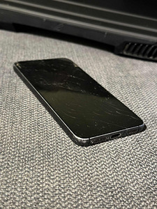Samsung s22 (3 foto / 3)