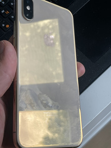 iPhone Xs айфон Xs (8 фото из 10)