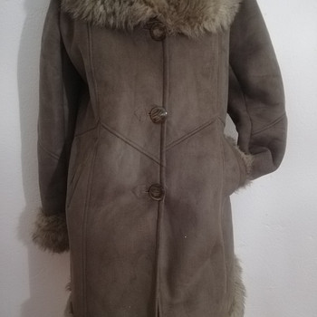 Дубленка из искусственного материала (экомеха), N 165/88A