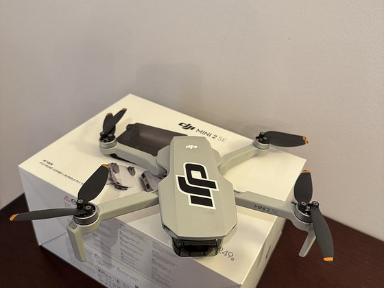 Дрон DJI mini 2 SE
