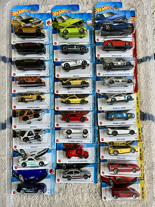 Коллекция Hot Wheels >200 машин (все основные модели) (2 фото из 10)