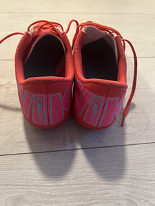 Nike jalgpallisaapad (3 foto / 3)
