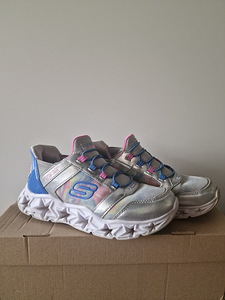 Кроссовки Skechers р.35 (1 фото из 3)