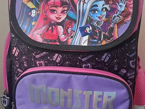 Koolikott Monster High