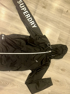 Куртка Superdry (1 фото из 4)