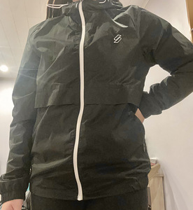 Куртка Superdry (3 фото из 4)
