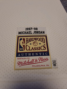 Michael Jordan White Chicago Bulls Mitchell & Ness 1997-98 (3 foto / 7)