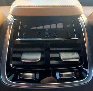 Müüa INSCRIPTION VOLVO XC90 2015 2.0D 165KW, SIS.KM (11 фото из 11)