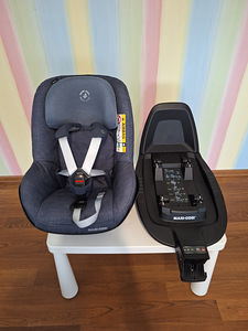Автокресло Maxi-Cosi i-Size R129 + база isofix (1 фото из 7)
