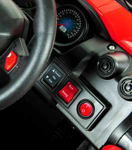 Laste elektriauto JEEP,4x4,amordid,MP3,pult.Tasuta transport (4 foto / 4)