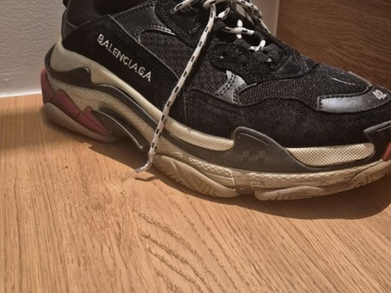 Balenciaga triple s