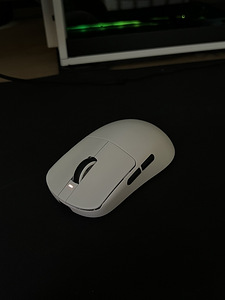 Продам игровую мышь VXE R1 SE+ (1 фото из 3)