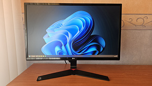 FHD Display (2 foto / 3)