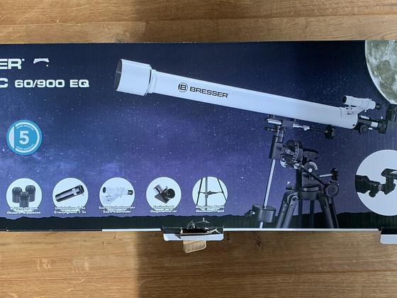 Müüa uus teleskoop