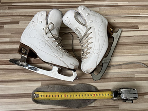 Risport Royal Pro uisud, suurused: 215, 230, 235 (5 foto / 10)