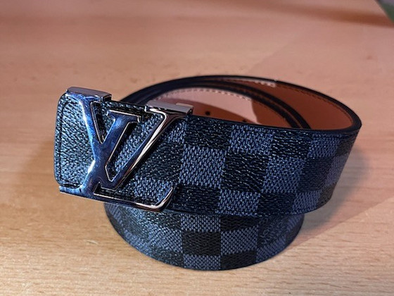 Black damier Louis Vuitton belt