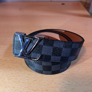 Черный ремень Louis Vuitton