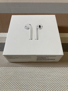 Müüa AirPods 1. põlvkond (1 foto / 3)