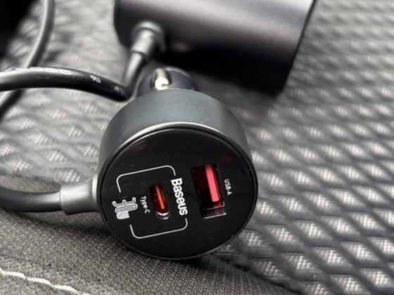 Autolaadija usb-a/c koos sigarisüütaja pikendusega (2x)