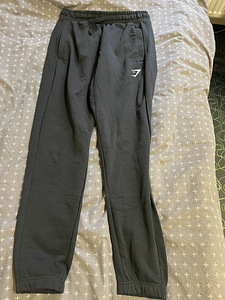 Gymshark dressipüksid (1 foto / 3)