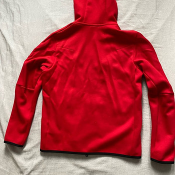 Nike Tech Fleece красная
