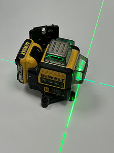 Laaser nivelir DeWalt DCE089G + 2ah (4 foto / 8)