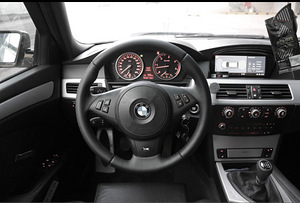 BMW 525 d рестайлинг M пакет (8 фото из 11)