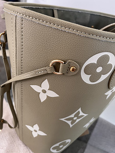 Сумка Louis Vuitton,копия (4 фото из 5)