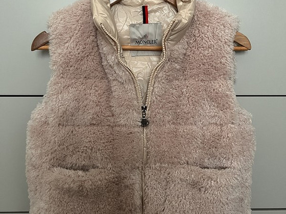 Moncler плюшевый жилет
