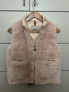 Moncler teddy vest (1 foto / 5)