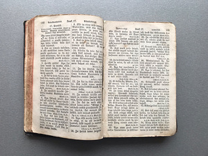 Старая книга (6 фото из 10)