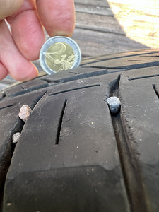 215/50R17 Dunlop (1 фото из 5)