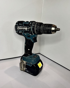 Makita DHP 480 akutrell + aku 5 Ah (2 foto / 2)