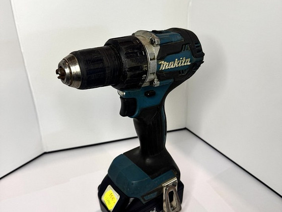 Makita DDF 482 akutrell + aku 5 Ah