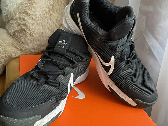 Кроссовки Nike 34