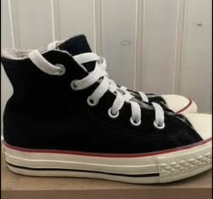 Nahast k/s tossud Converse, karvase voodriga s.29/30 (2 foto / 6)