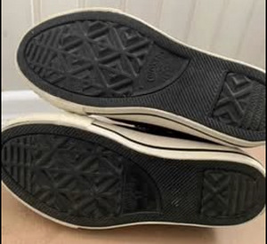 Nahast k/s tossud Converse, karvase voodriga s.29/30 (5 foto / 6)