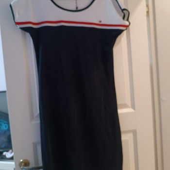 Tommy Hilfiger r.e.p.l.i c.a väga ilus kleit. M.