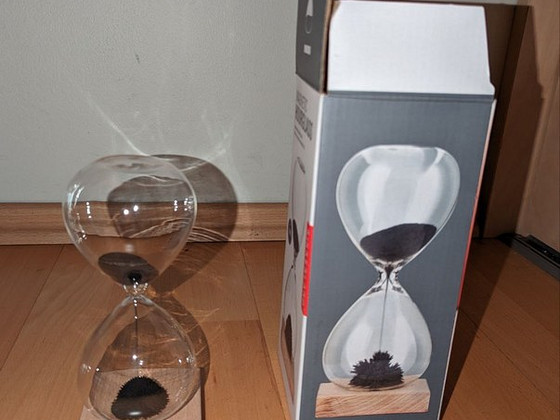 Magnetic hourglass 1min